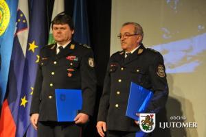 Andreju Trstenjaku zlati znak civilne zaščite 2